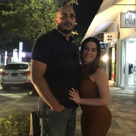 Meet your Posher, Argelio - Picture 1 of 1